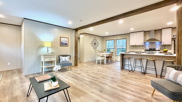 1036 Merell Avenue, Bonneau, SC 29431