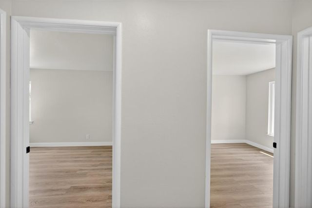 1924 Edwin, Sacramento, CA 95815