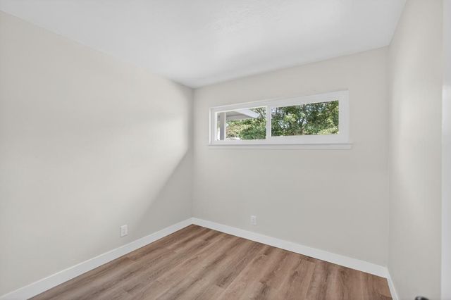 1924 Edwin, Sacramento, CA 95815