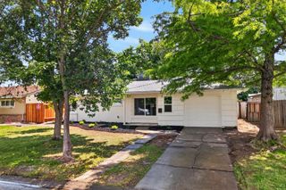 1924 Edwin, Sacramento, CA 95815