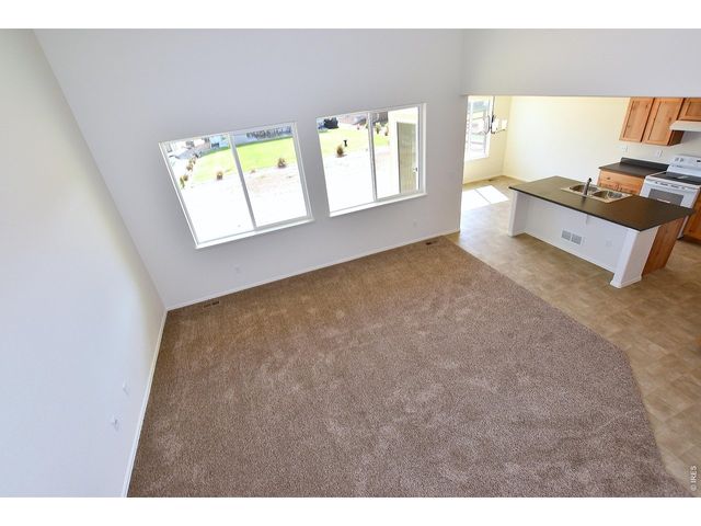 614 86th Ave, Greeley, CO 80634