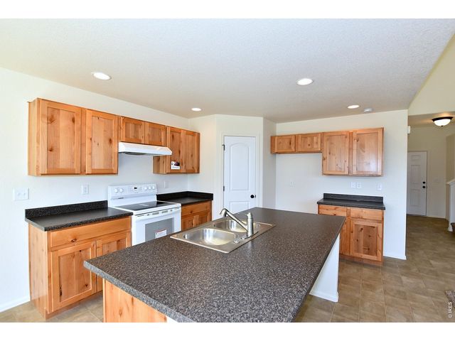 614 86th Ave, Greeley, CO 80634