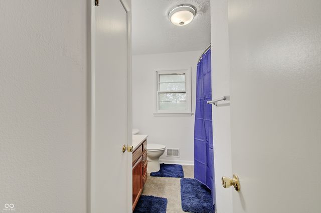 47 Dixie Drive, Indianapolis, IN 46227