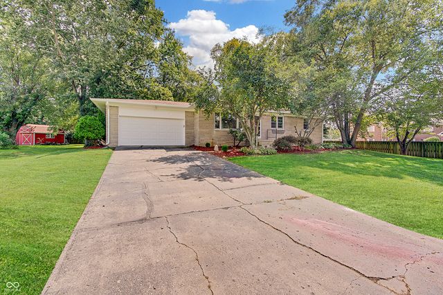 47 Dixie Drive, Indianapolis, IN 46227