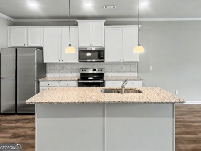 5124 Fox Den Road, Oakwood, GA 30566