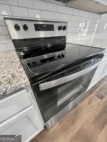 5124 Fox Den Road, Oakwood, GA 30566