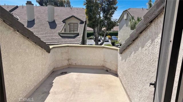 978 W Arrow Highway F, Upland, CA 91786