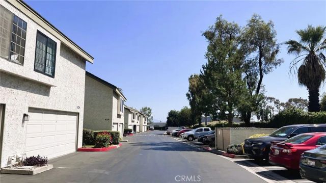 978 W Arrow Highway F, Upland, CA 91786