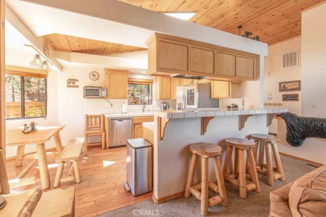 1416 Klamath Road, Big Bear, CA 92314