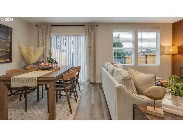 6184 Se 15th St, Gresham, OR 97080