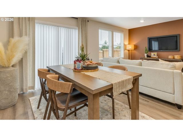 6184 Se 15th St, Gresham, OR 97080