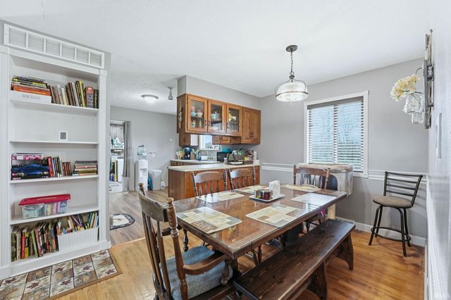 5926 Lois Lane, Fort Wayne, IN 46804