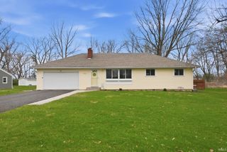 5926 Lois Lane, Fort Wayne, IN 46804