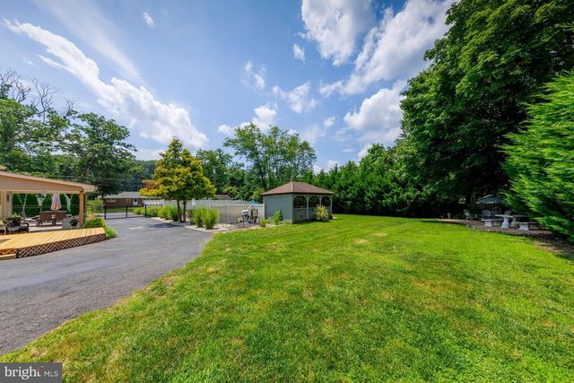 300 ROSEMONT AVE, Newfield, NJ 08344