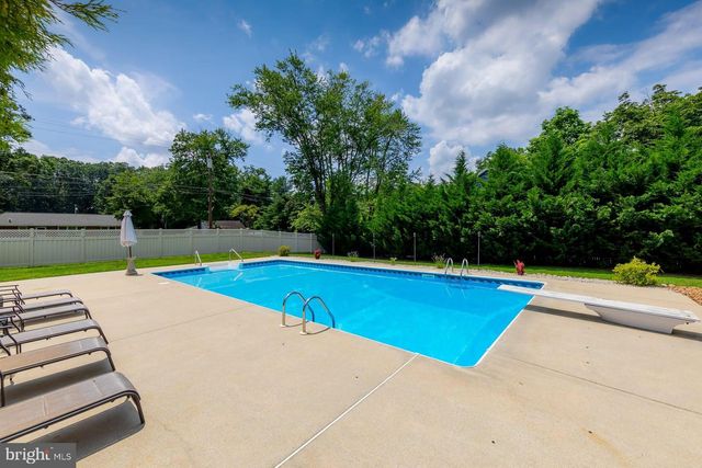 300 ROSEMONT AVE, Newfield, NJ 08344