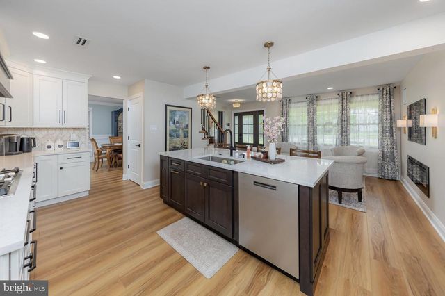 300 ROSEMONT AVE, Newfield, NJ 08344