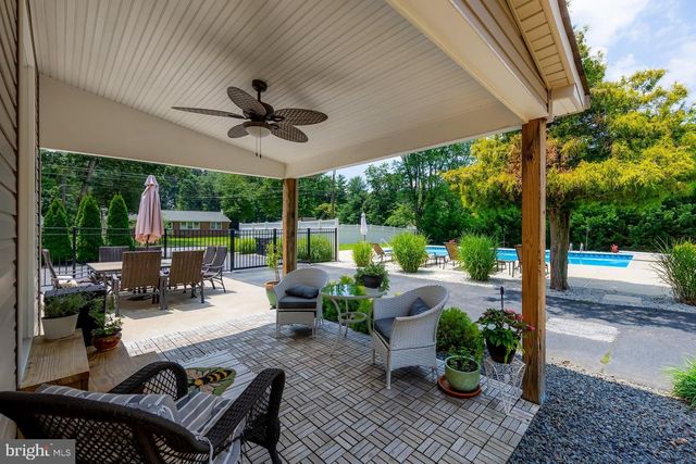 300 ROSEMONT AVE, Newfield, NJ 08344