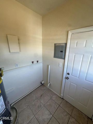 638 N Vista Street, Los Angeles, CA 90036