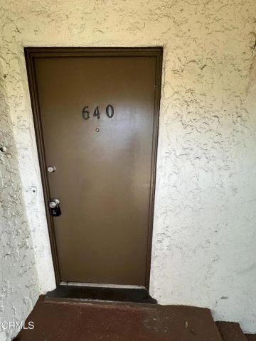 638 N Vista Street, Los Angeles, CA 90036