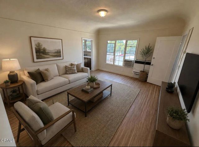638 N Vista Street, Los Angeles, CA 90036