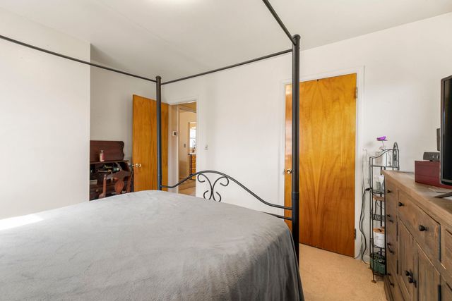2403 W Crown Ave, Spokane, WA 99205