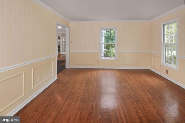 1 BUCKINGHAM DR, Princeton, NJ 08540