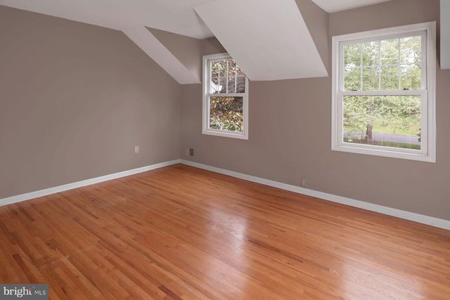 1 BUCKINGHAM DR, Princeton, NJ 08540