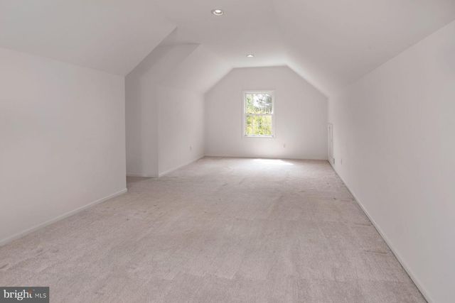 1 BUCKINGHAM DR, Princeton, NJ 08540