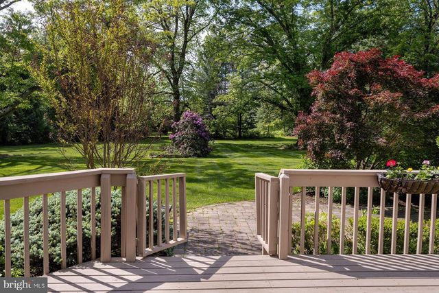 1 BUCKINGHAM DR, Princeton, NJ 08540