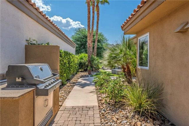 57205 Merion, La Quinta, CA 92253