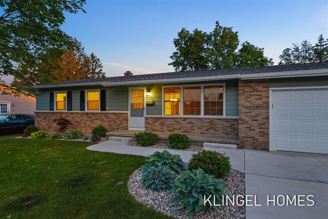 226 Nelson Street, Sparta, MI 49345