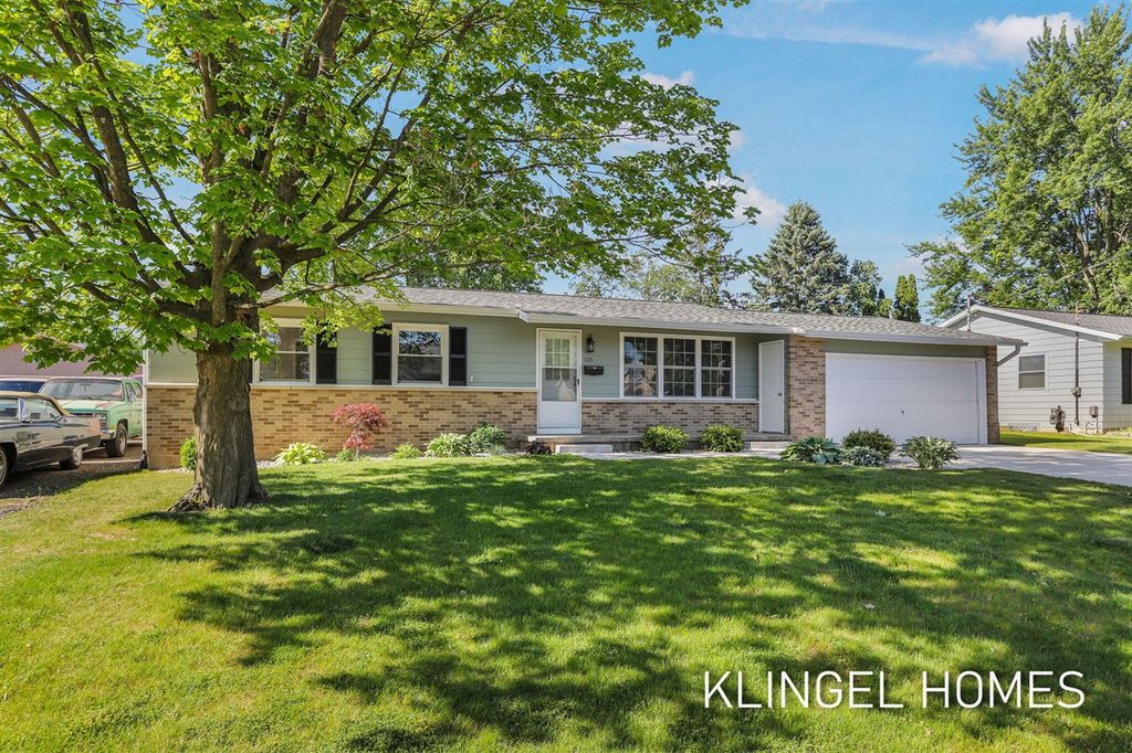 226 Nelson Street, Sparta, MI 49345