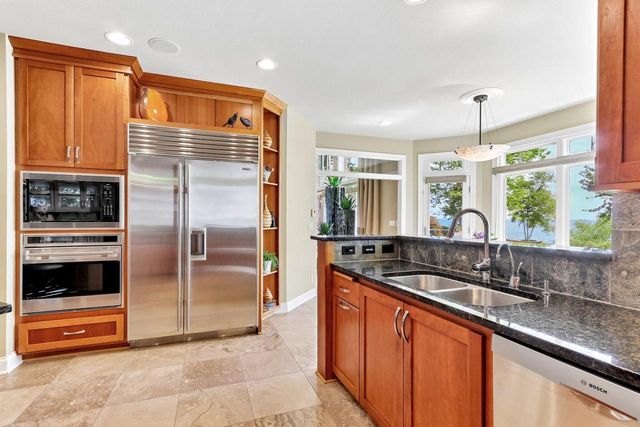 4731 Woodlake COURT, Mount Pleasant, WI 53403