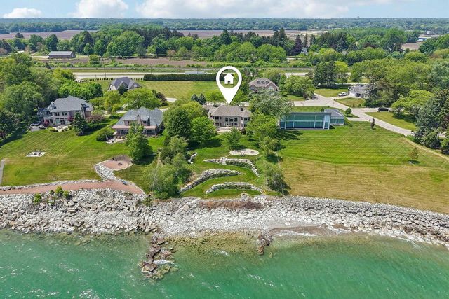 4731 Woodlake COURT, Mount Pleasant, WI 53403