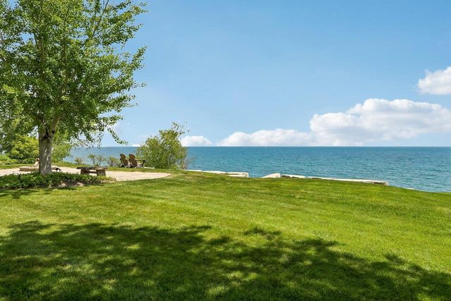 4731 Woodlake COURT, Mount Pleasant, WI 53403