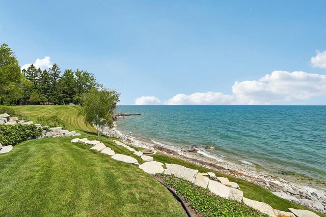 4731 Woodlake COURT, Mount Pleasant, WI 53403
