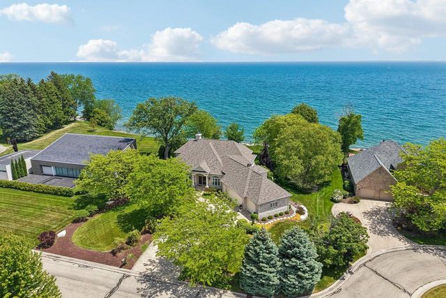 4731 Woodlake COURT, Mount Pleasant, WI 53403