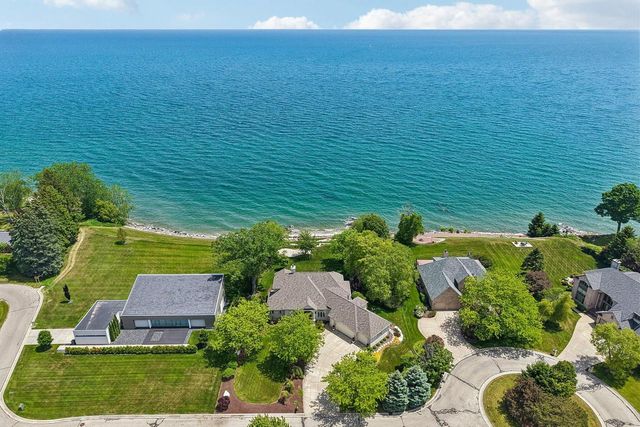 4731 Woodlake COURT, Mount Pleasant, WI 53403