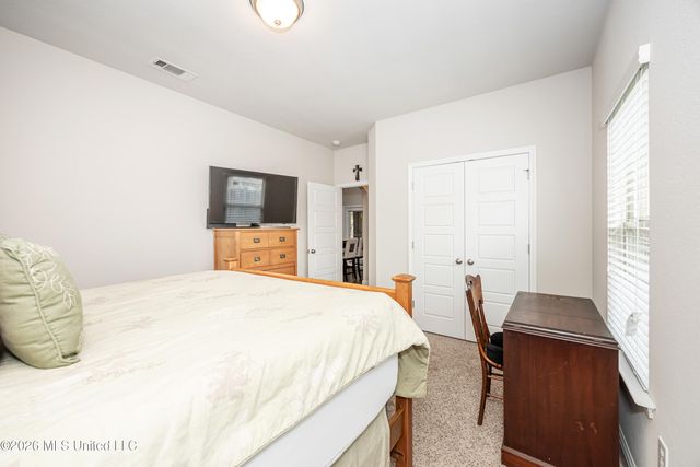 1006 Prairiegrass Court, Ocean Springs, MS 39564