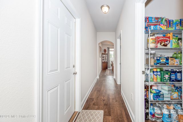 1006 Prairiegrass Court, Ocean Springs, MS 39564