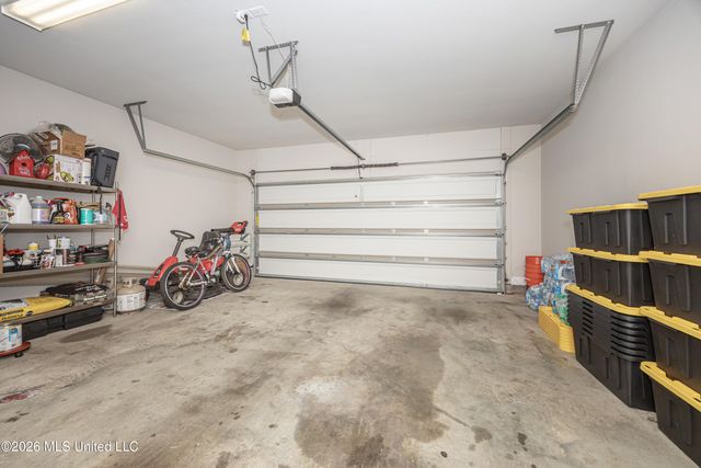 1006 Prairiegrass Court, Ocean Springs, MS 39564