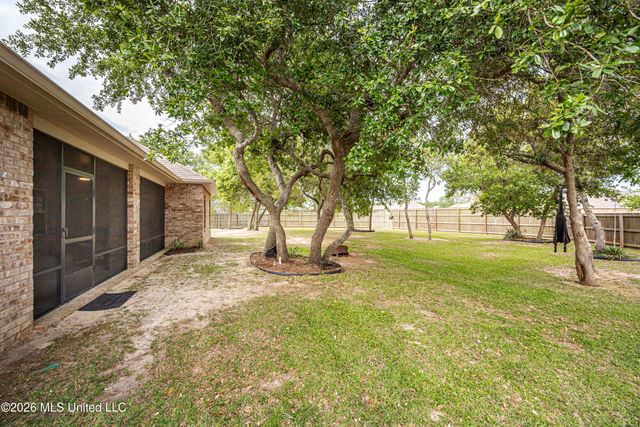 1006 Prairiegrass Court, Ocean Springs, MS 39564