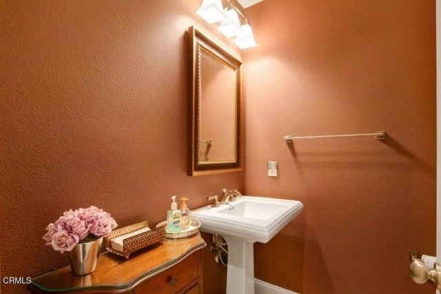 1734 Aleutian Way, Oxnard, CA 93035