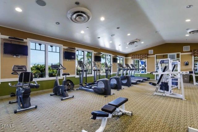 1734 Aleutian Way, Oxnard, CA 93035