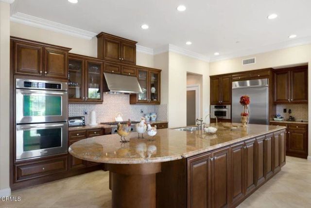 1734 Aleutian Way, Oxnard, CA 93035