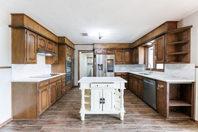 5703 80th Street, Lubbock, TX 79424
