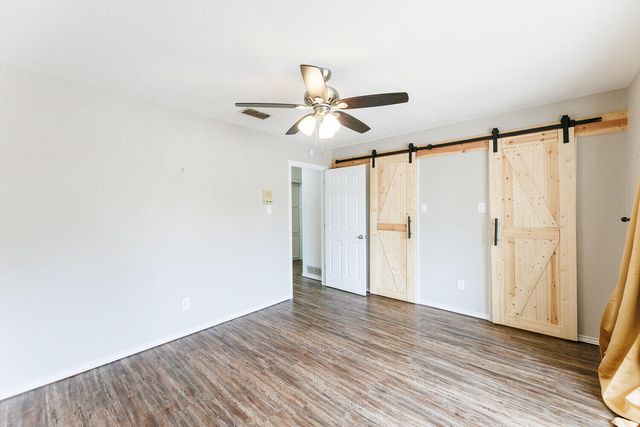 5703 80th Street, Lubbock, TX 79424