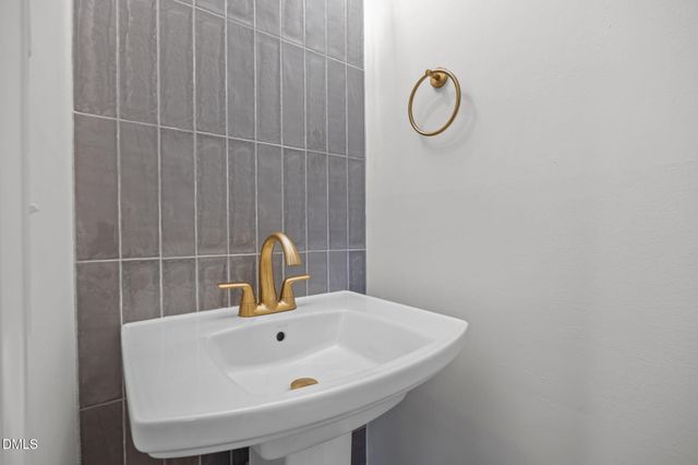 2239 Rumson Road, Raleigh, NC 27610