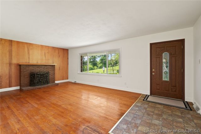 3726 Flemar Drive, Floyds Knobs, IN 47119