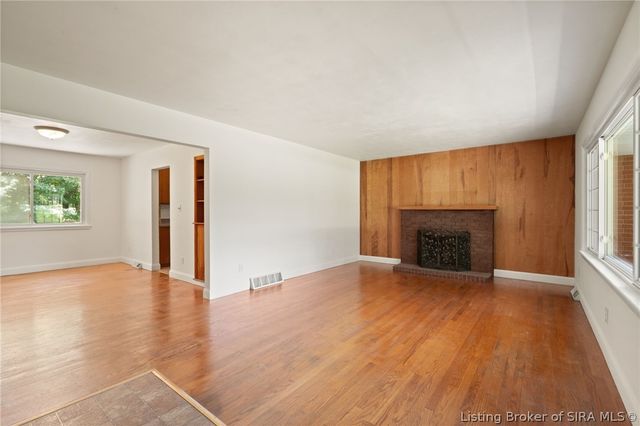 3726 Flemar Drive, Floyds Knobs, IN 47119